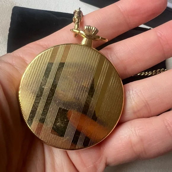 EUC TISSOT POCKET WATCH. CASE AND DUST BAG INCLUDED. - Picture 12 of 13